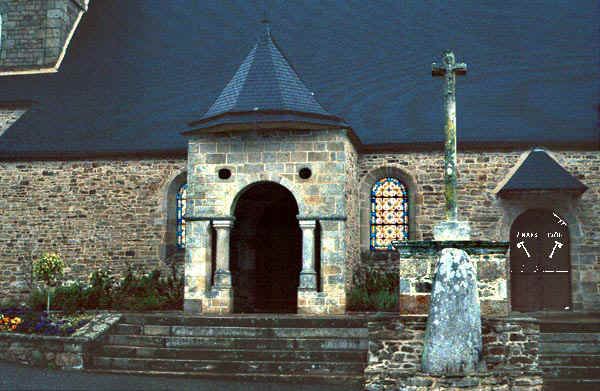 EGLISE_PEILLAC_TERMINE.jpg (36344 octets)